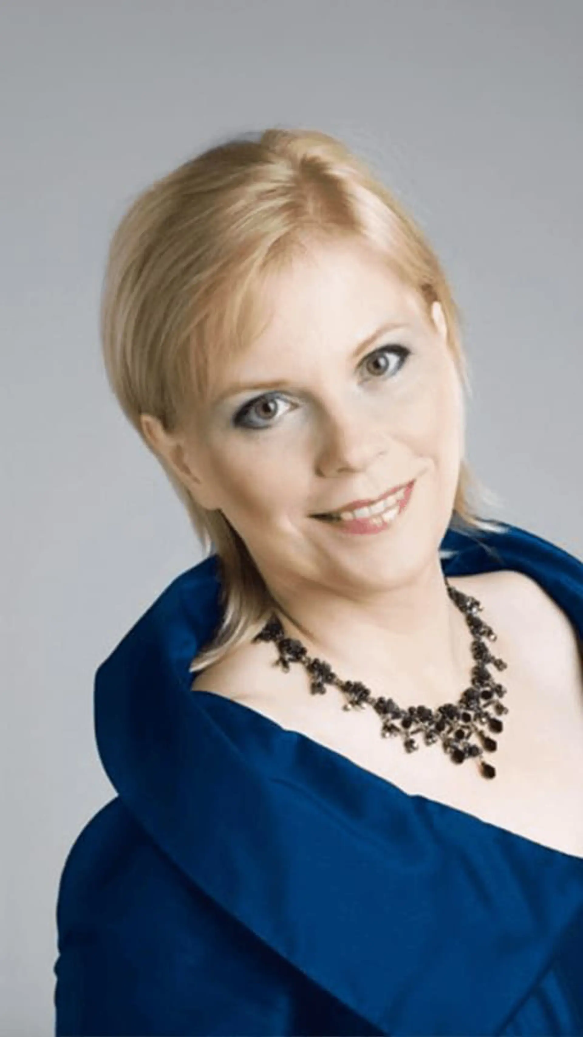 Beatrice Freeman - <p data-start="246" data-end="382">Award-winning speaker helping organizations unlock the power of introverts, autism and authentic leadership.</p>