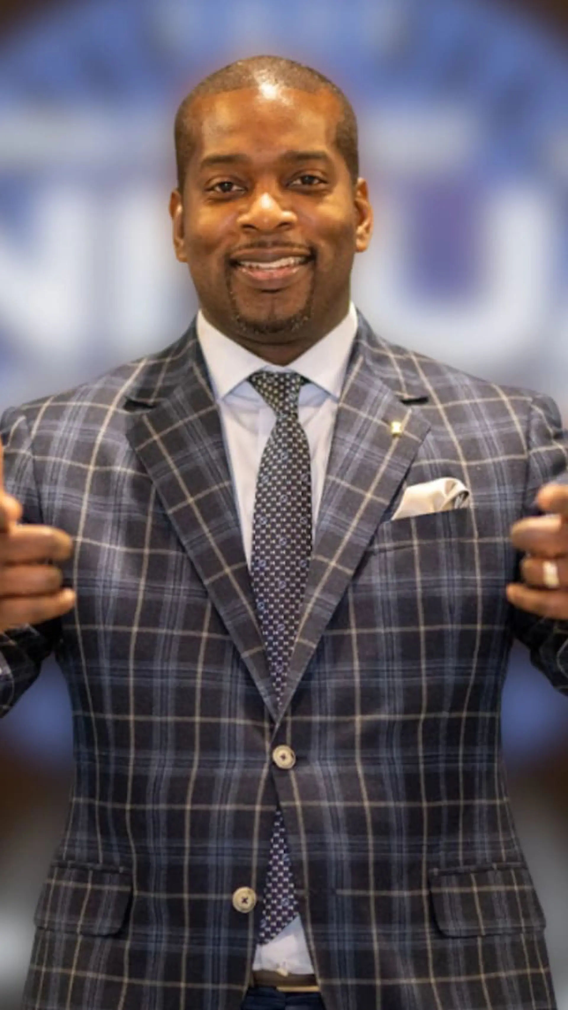 Marc J. Meade - <p data-start="330" data-end="455">From zero to $750M: Marc J. Meade shares the mindset, sales mastery, and vision that transform teams into top performers.</p>
