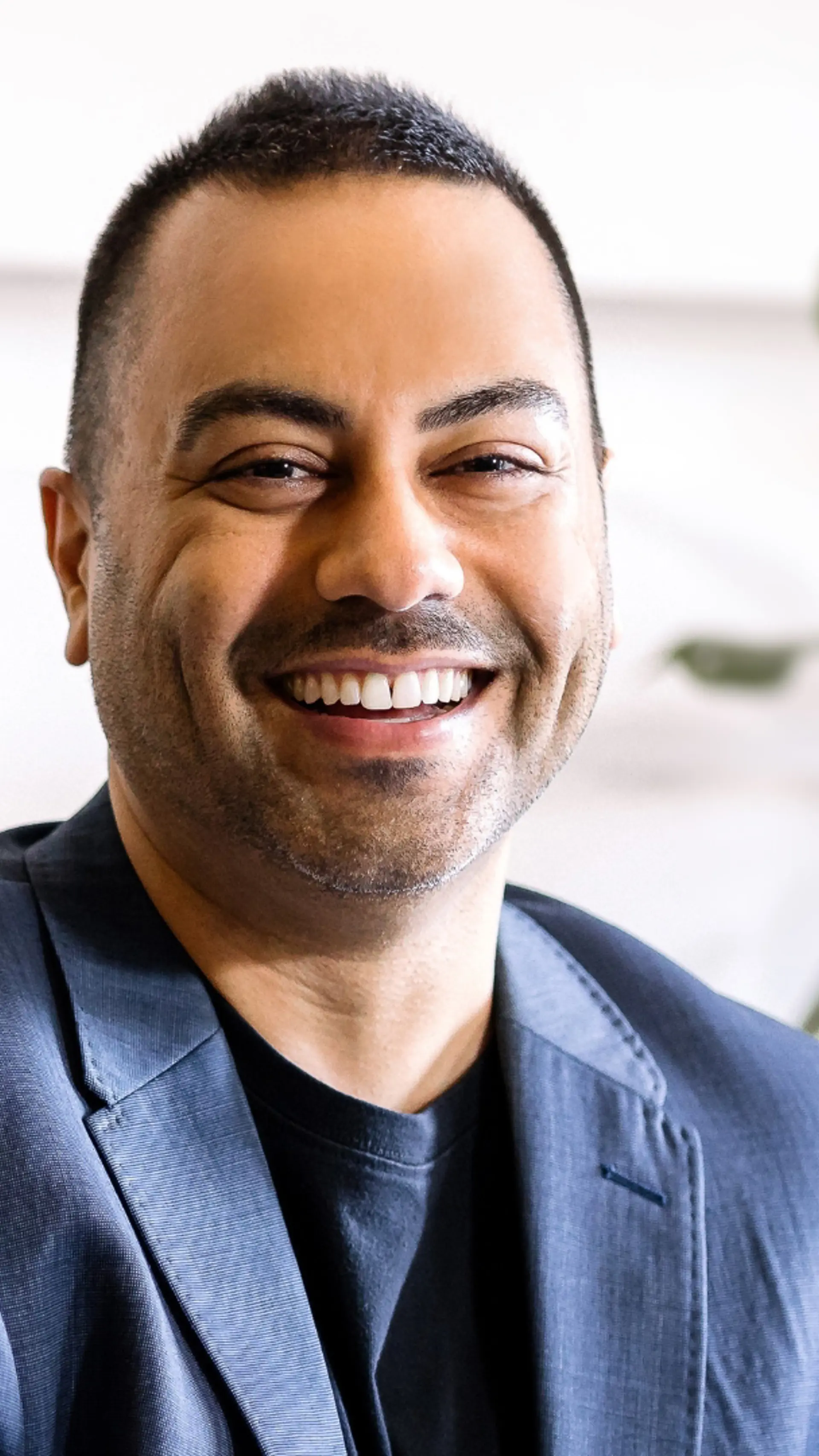 Amer Iqbal - <p>Amer Iqbal challenges leaders to rethink innovation, embrace transformation and build businesses ready for the future.</p>