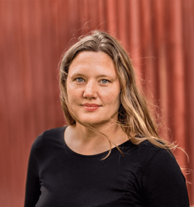 Anna Rosling Rönnlund - Usability Designer &amp; Big Data Visualizer, aiming to improve the understanding of the world we live in.