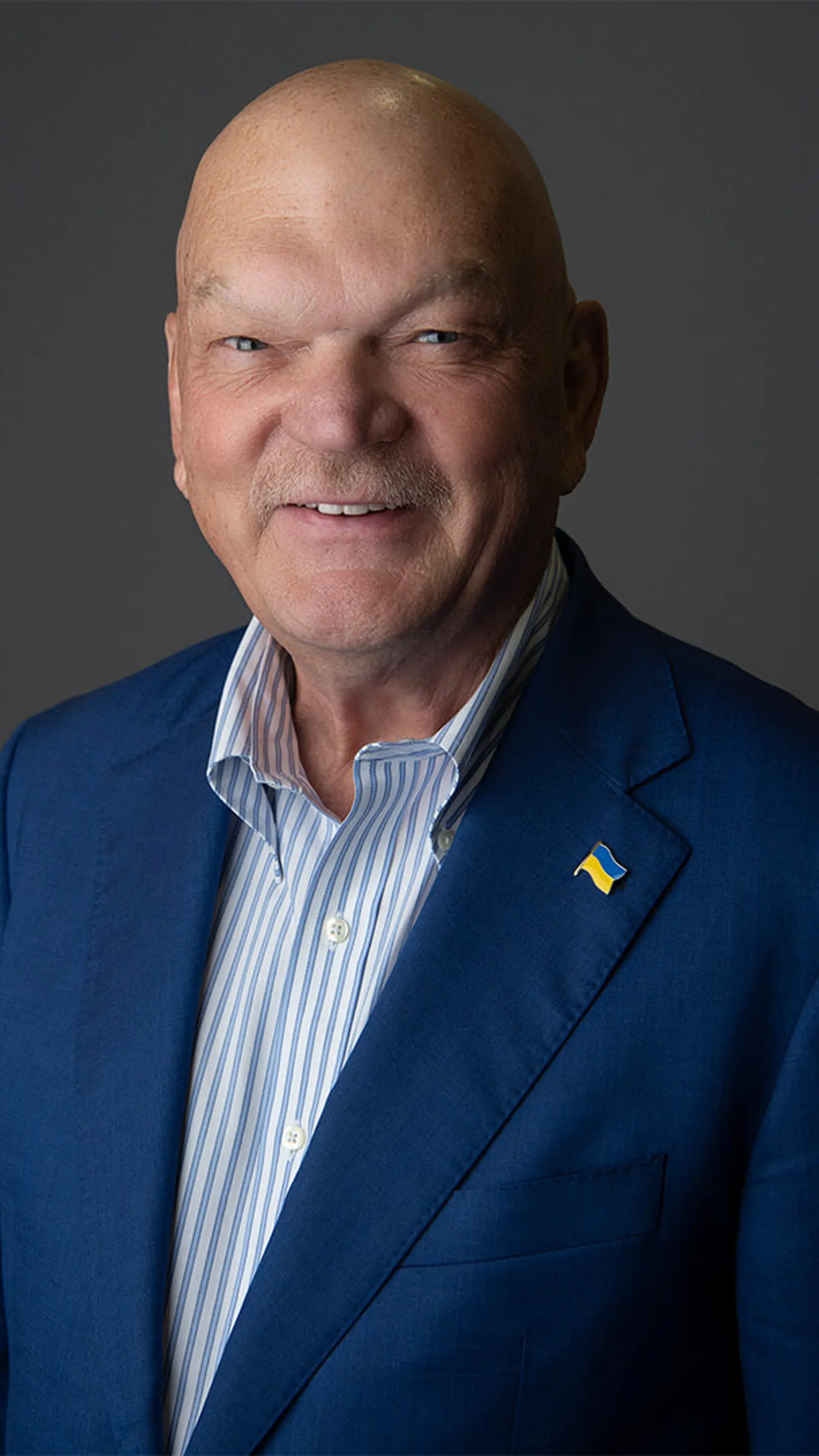 Dr. Thom Mayer