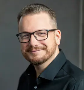 Joe Mull - Employee Commitment Expert, Hall of Fame Speaker, and&nbsp;Founder of Boss Hero School who teaches leaders how to activate employee&nbsp;commitment in today's ever-changing workplace.