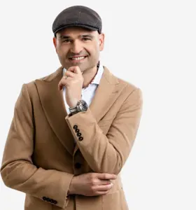 Nikola Danaylov - Bestselling author and futurist Nikola Danaylov empowers businesses to adapt, innovate, and thrive in an ever-evolving technological landscape.
