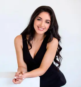 Shadé Zahrai