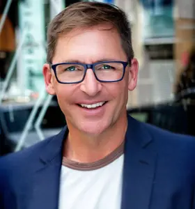 Simon Banks