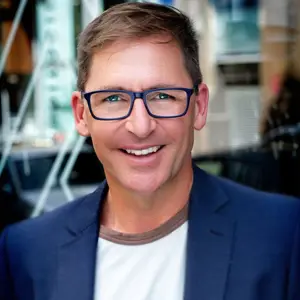 Simon Banks