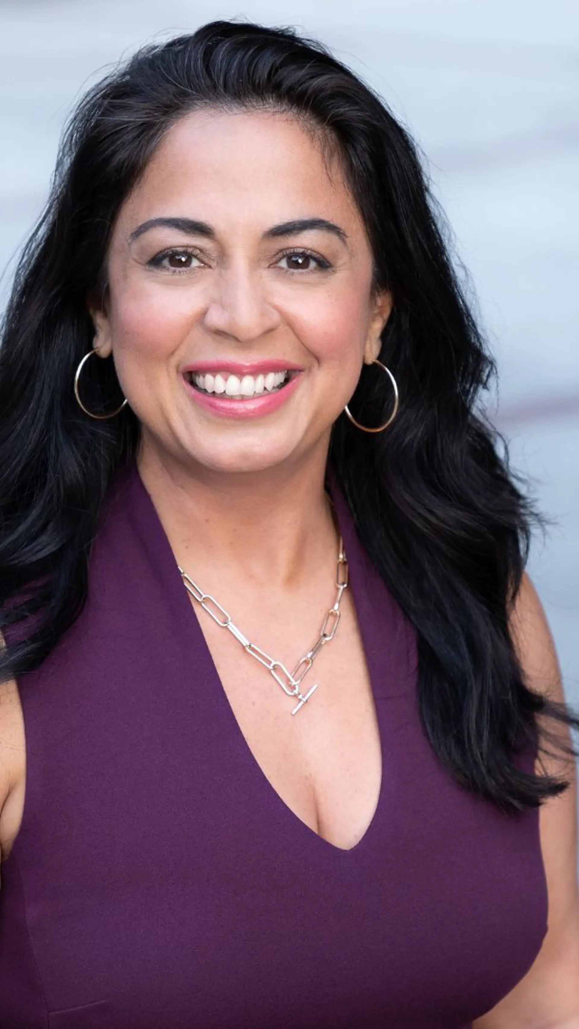 Carolina Caro - <p data-start="324" data-end="478">Carolina Caro is a globally recognized keynote speaker helping leaders unlearn outdated patterns to evolve leadership, align teams, and transform culture.</p>