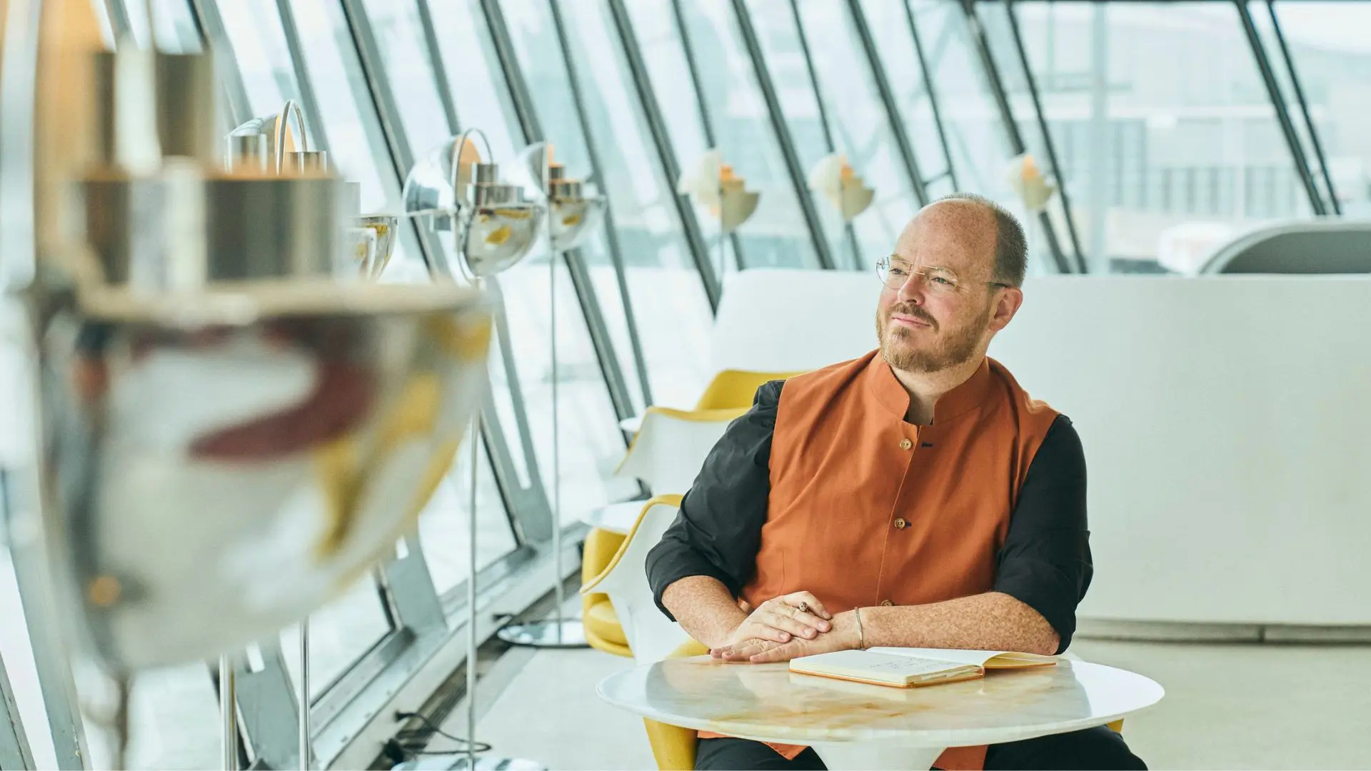 Jonathan Brill - <p data-start="282" data-end="467">Jonathan Brill shows leaders how to turn AI, disruption, and uncertainty into clear strategy and decisive action for the next five years.</p>