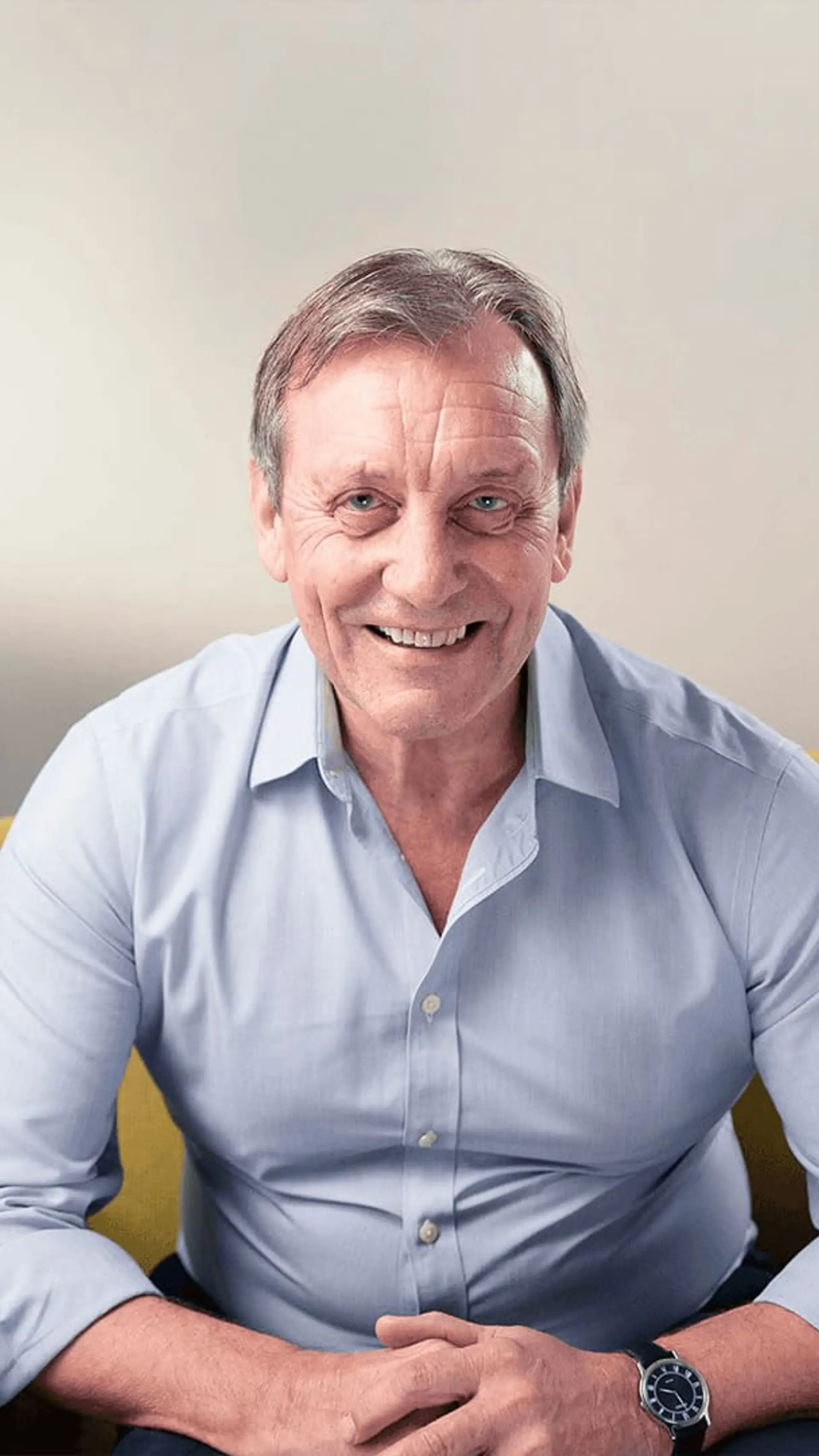 Richard Mullender - Richard Mullender is an elite hostage negotiator who has worked with Scotland Yard, the Indian Secret Service, the United Nations, and the FBI, among others. He is a much sought-after keynote speaker for people who want to learn the art of negotiating.