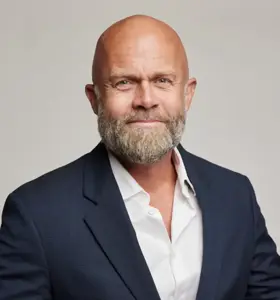 Erik Bertrand Larssen