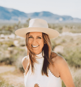 Suzy Batiz - CEO of Poo-Purri, Body &amp; soul entrepreneurship speaker 