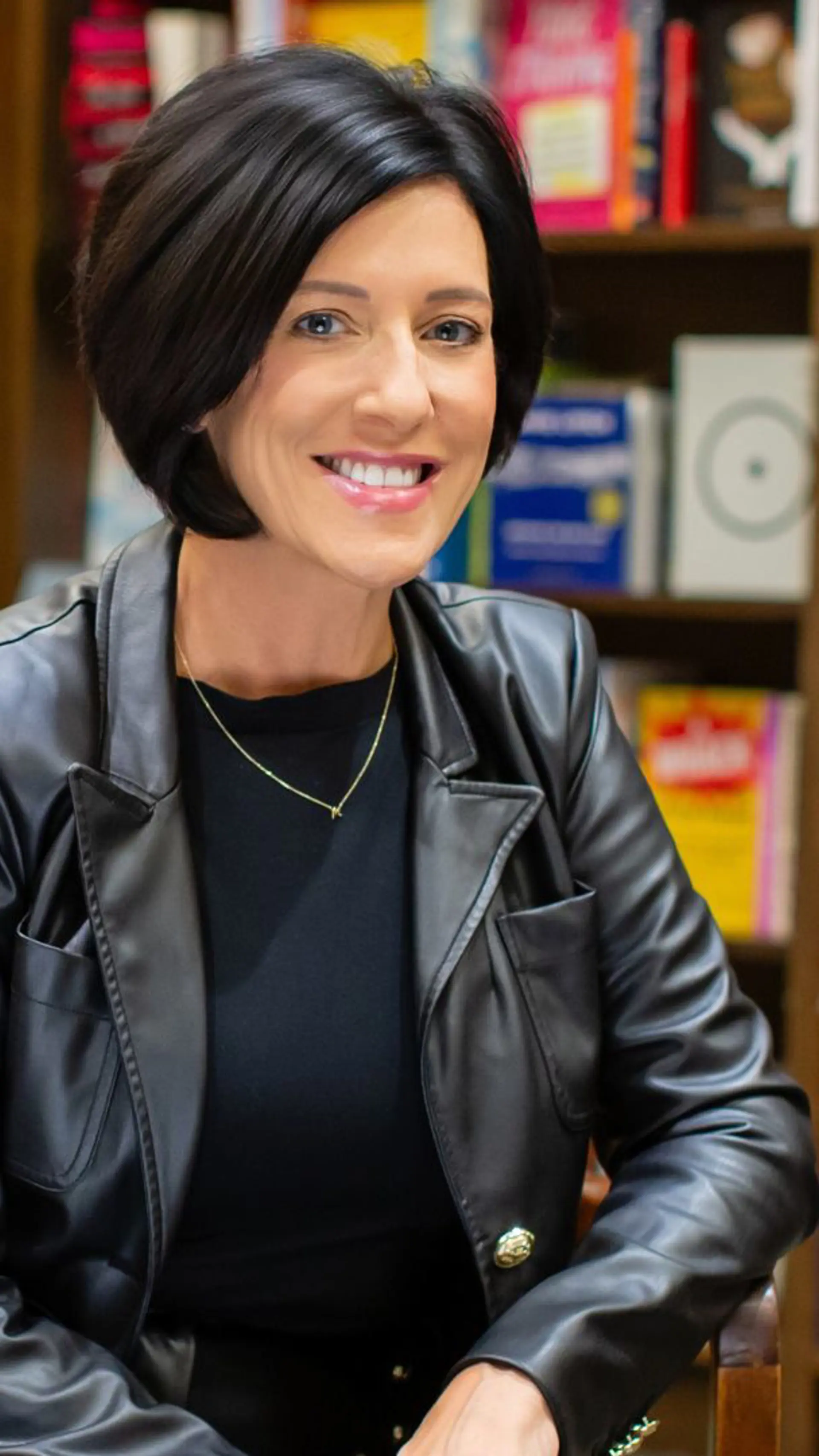 Monica Cohen - <p data-start="271" data-end="428">Monica Cohen inspires bold leadership in a fast-changing world shaped by AI, culture, and constant disruption.</p>