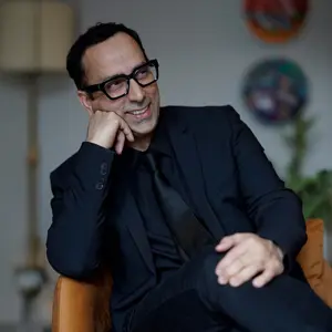 Ian Khan