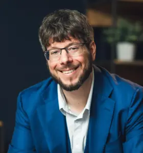 Daniel Wendler - Autistic psychologist and keynote speaker turning neurodiversity and practical inclusion into stronger cultures and high-performance teams.