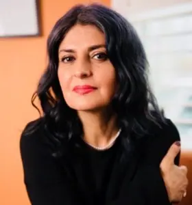 Farnaz Wallace