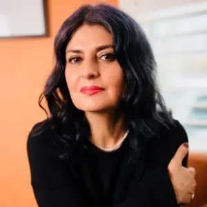 Farnaz Wallace
