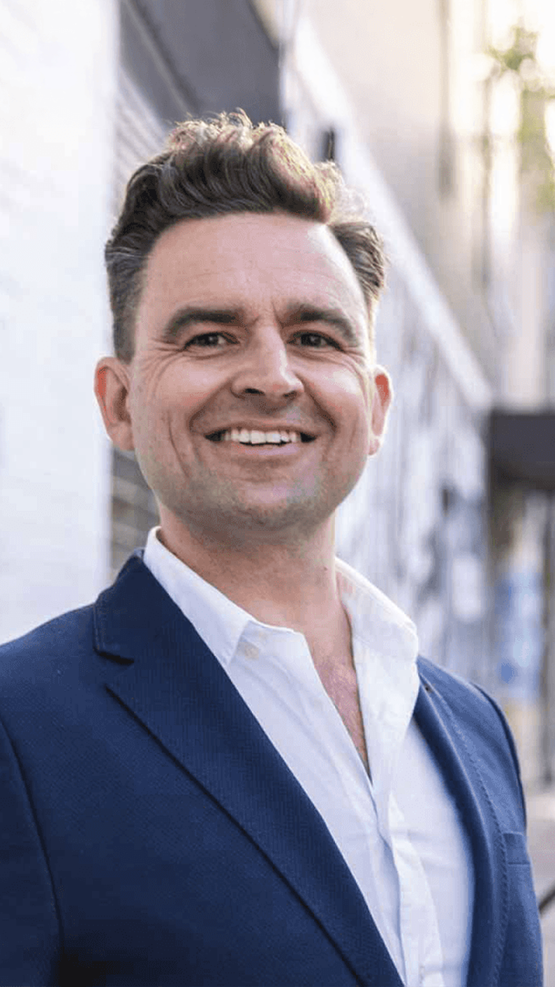 Christian 'Boo' Boucousis - Fighter pilot shows businesses the power of a high-performance mindset in overcoming problems and how to engage employees in mindset principles.