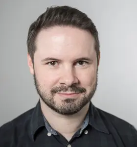 Glen Goodman - Former BBC Business Correspondent Glen Goodman demystifies crypto, AI, and market trends empowering organizations to thrive in a rapidly changing financial landscape.