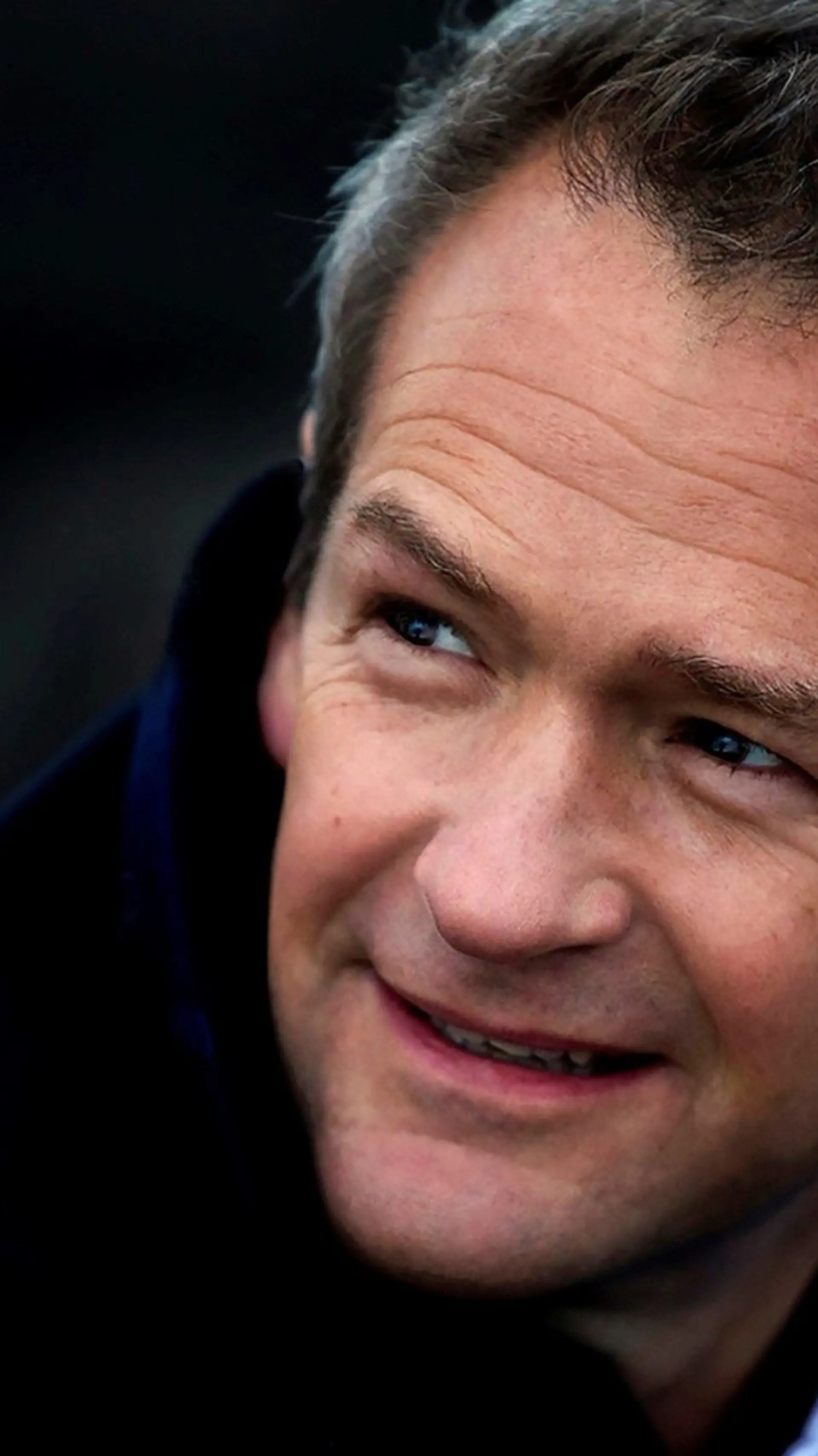 Alexander Armstrong
