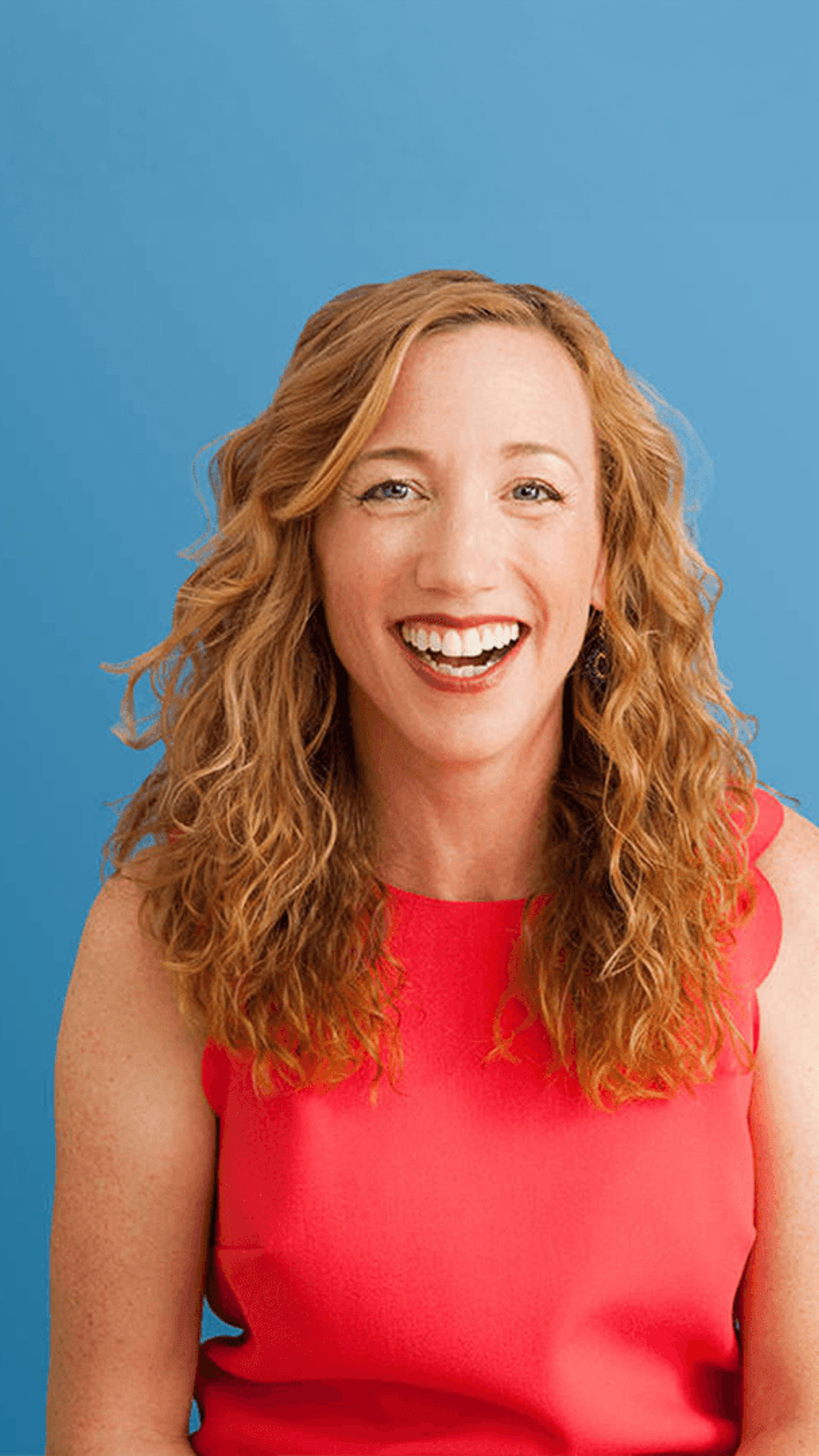 Christine Carter - Sociologist and happiness expert shares her tips for living a happy life in her award-winning blog “Brave Over Perfect”