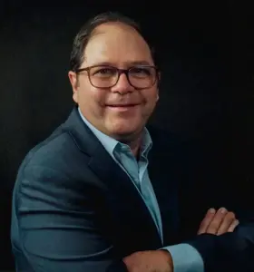 Felipe Gomez - Felipe Gomez blends live piano with business insight, showing how the habits of virtuoso musicians drive exceptional performance in work and life.