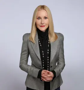 Dr. Andrée Bates