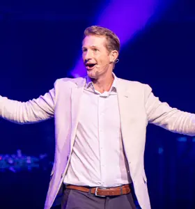 Michael Crossland - Michael Crossland inspires organizations with his story of resilience, global impact, and mindset mastery, helping teams embrace change, find purpose, and achieve extraordinary success.