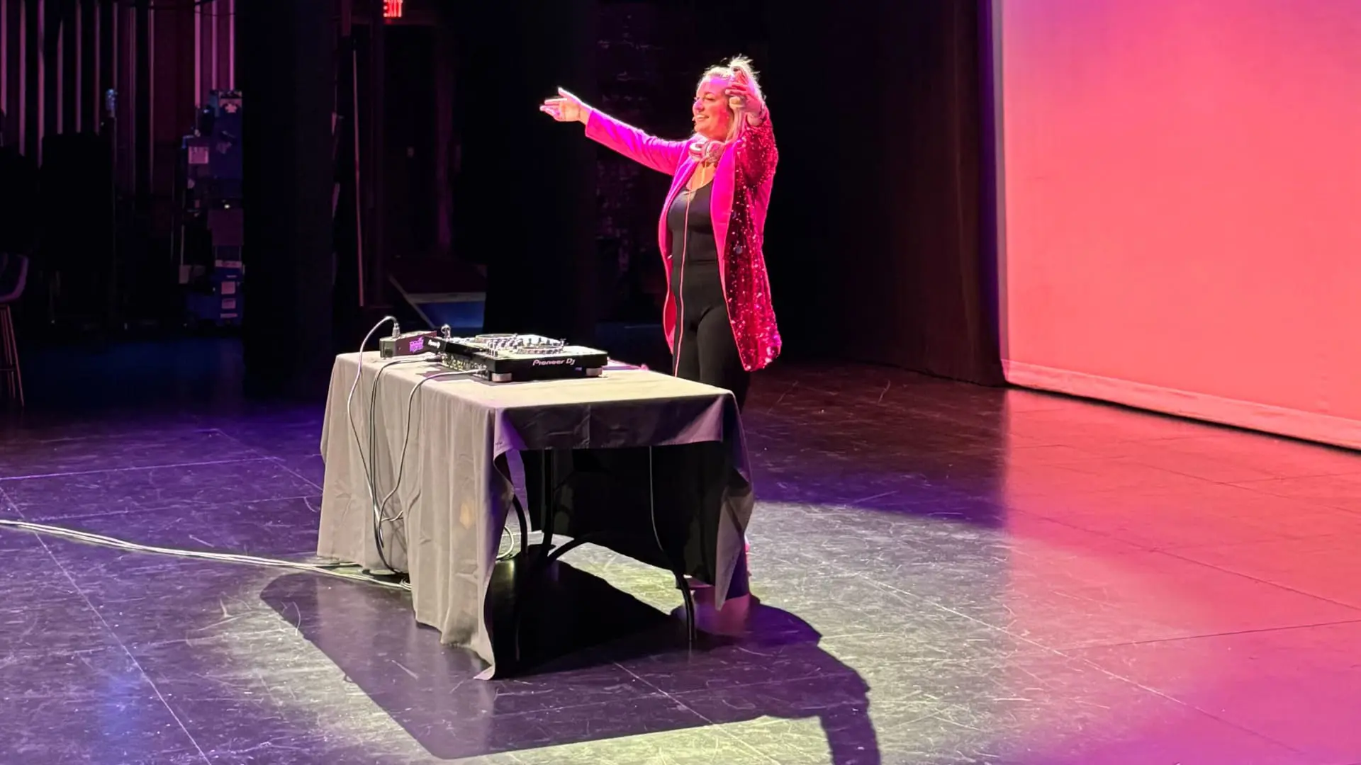 Alexandria Agresta - <p class="isSelectedEnd">Alexandria Agresta turns the keynote into a live, high-energy experience where music, movement and leadership come together.</p>