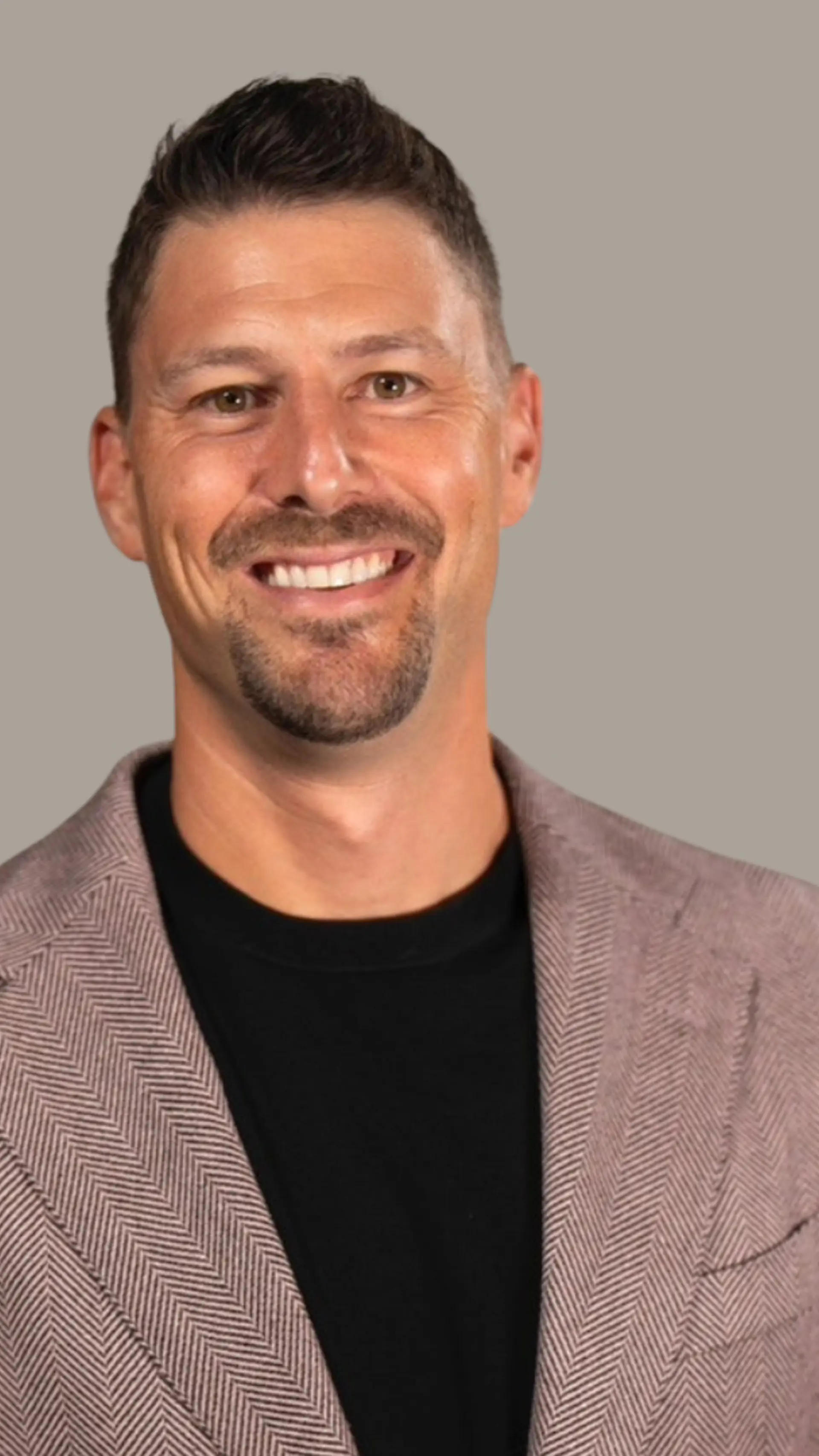 Ryan Lavarnway - <p>Ryan Lavarnway shares a powerful story of resilience, turning setbacks into a 10-year MLB career, Olympic competition, and lasting success.</p>