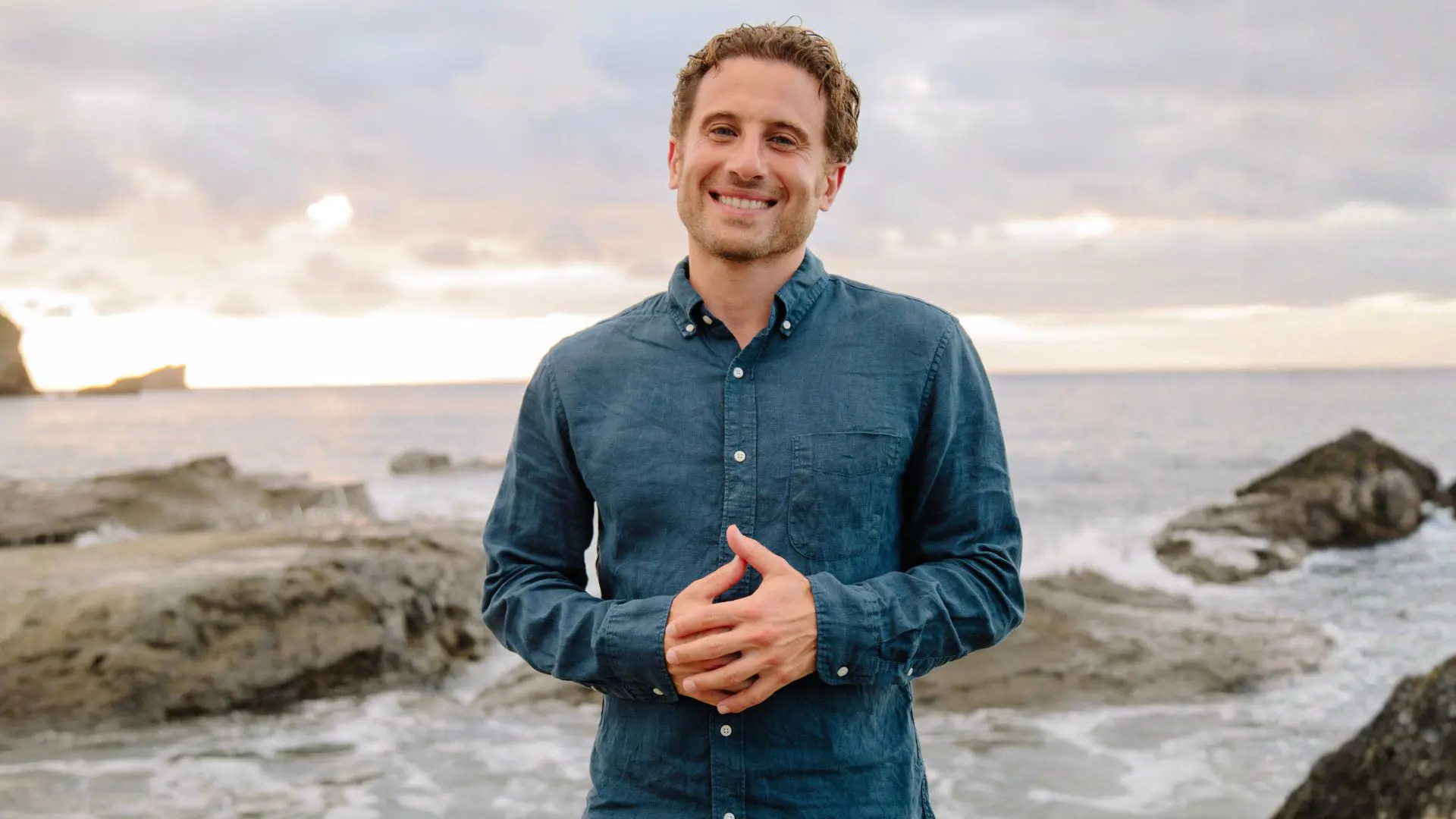 Chris "Bash" Bashinelli - <p dir="ltr">National Geographic Explorer &amp; TV Host, United Nations Moderator, Actor from The Sopranos (HBO), Expert on Human Connection &amp; Leadership in Times of Change</p>