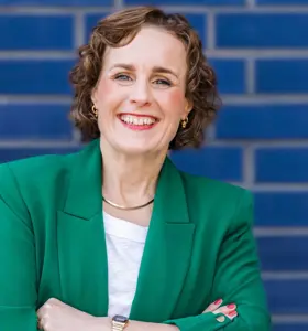 Jennifer Holloway