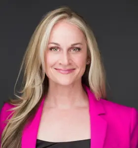 Jennifer Cassetta - Jennifer Cassetta helps leaders build resilience, perform under pressure, and lead with grounded confidence in demanding environments.