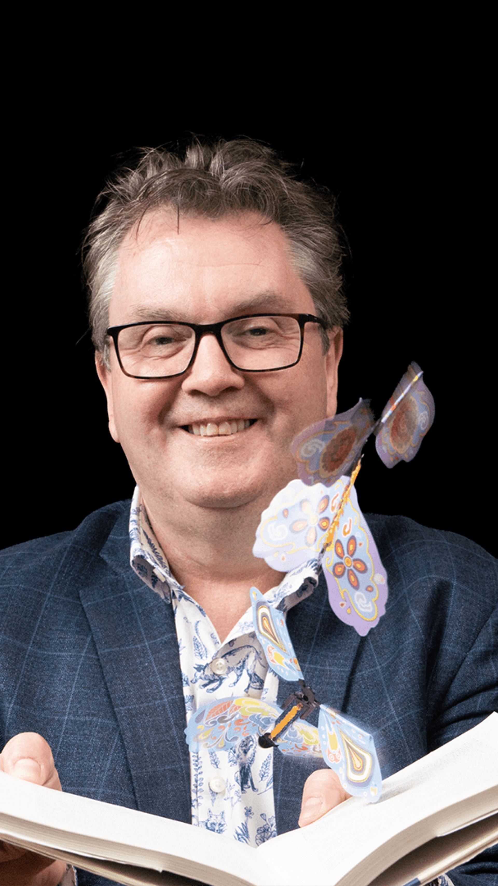 Scott McArthur - Scott empowers individuals and organizations to embrace transformative changes and discoveries, revealing an exhilarating future.