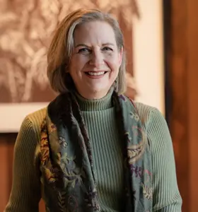 Lora Lynn Bridges - Discover how Lora Lynn Bridges helps teams thrive by transforming digital habits into healthier, more productive work cultures rooted in balance and well-being.