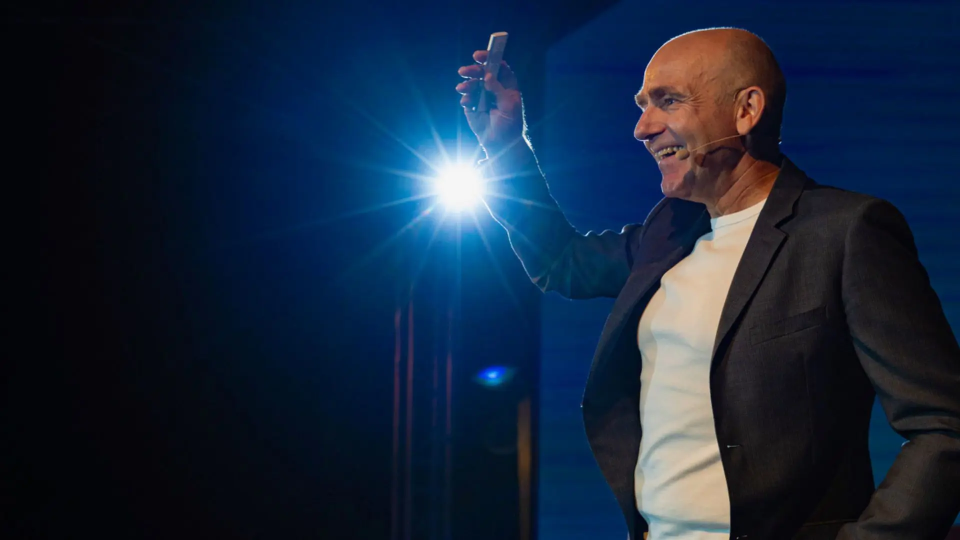 Peter Baumgartner - <p data-start="282" data-end="435">Peter Baumgartner inspires audiences with powerful keynotes on leadership, communication and innovation.</p>