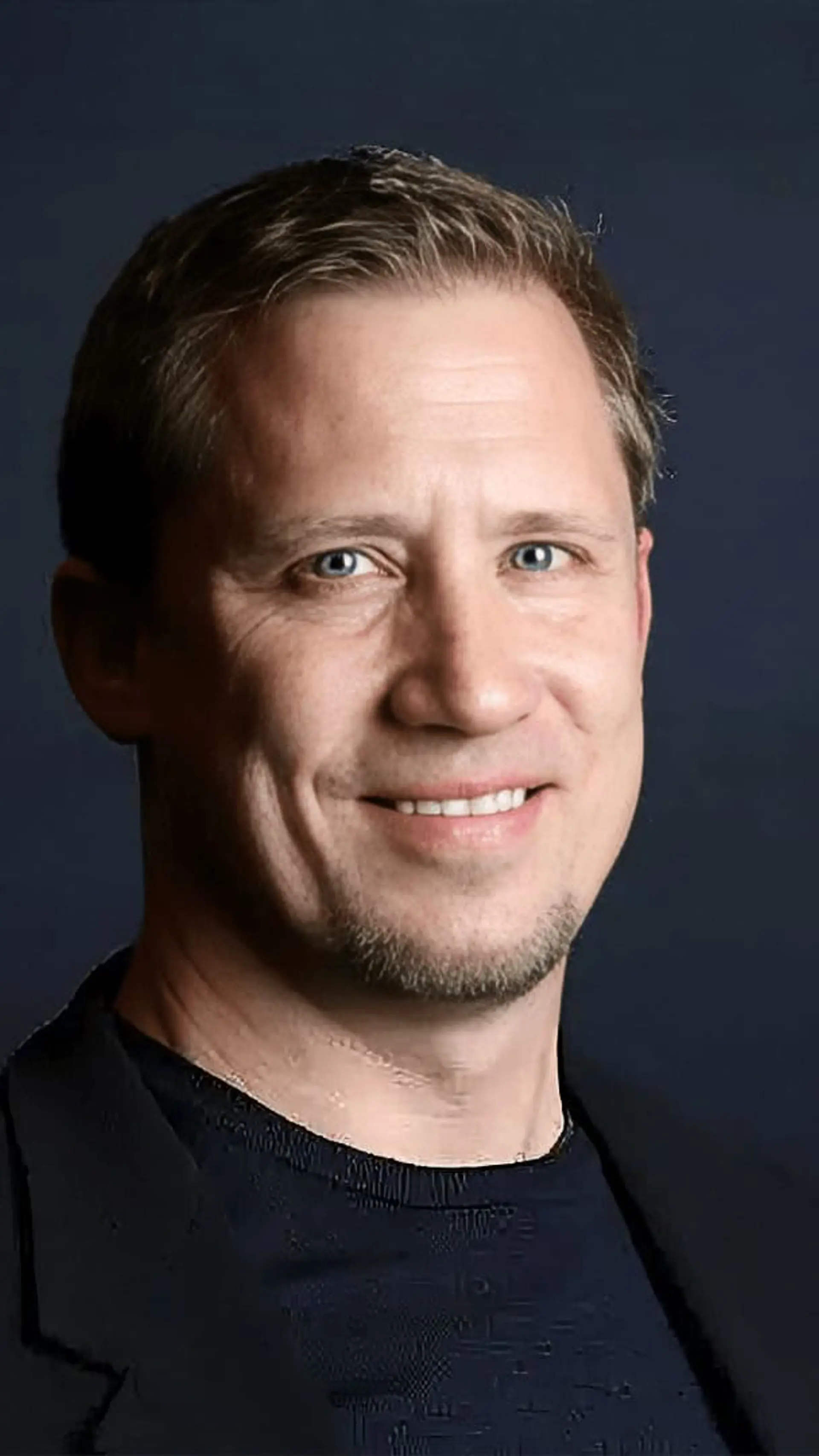 Andy Core - Motivational Thought Leader: Andy Core's strategies drive results, increase employee engagement, and foster a positive work environment. Book him for your next event!