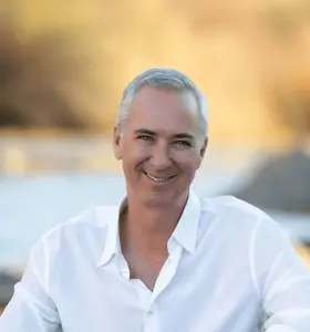 Cameron Herold - Unlock exponential growth with Cameron Herold. Mastermind behind $100 million companies.