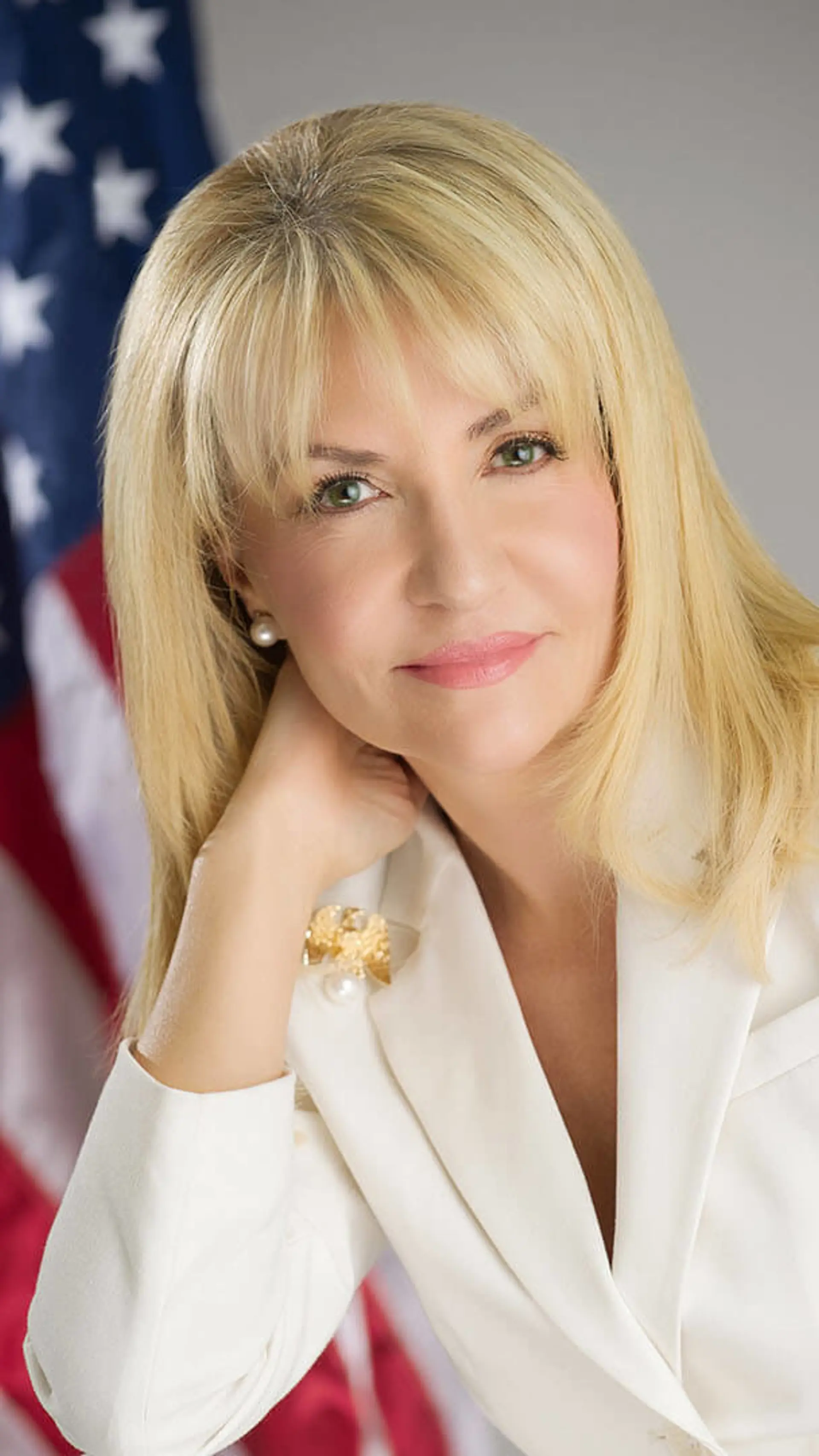 Dr. Ludy Green