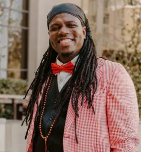 Kemy J  - Kemy Joseph inspires leaders and teams to build cultures of trust through joy, storytelling, and meaningful engagement.
&nbsp;