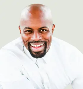 Justin Jones-Fosu - Justin Jones-Fosu is an award-winning keynote speaker helping people create greater meaning, stronger leadership and thriving workplace cultures.