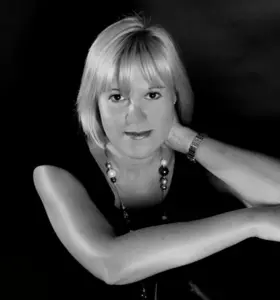 Michelle Howard - Michelle Howard transforms how leaders think about motivation, performance, and leadership grounded in research and real-world impact.