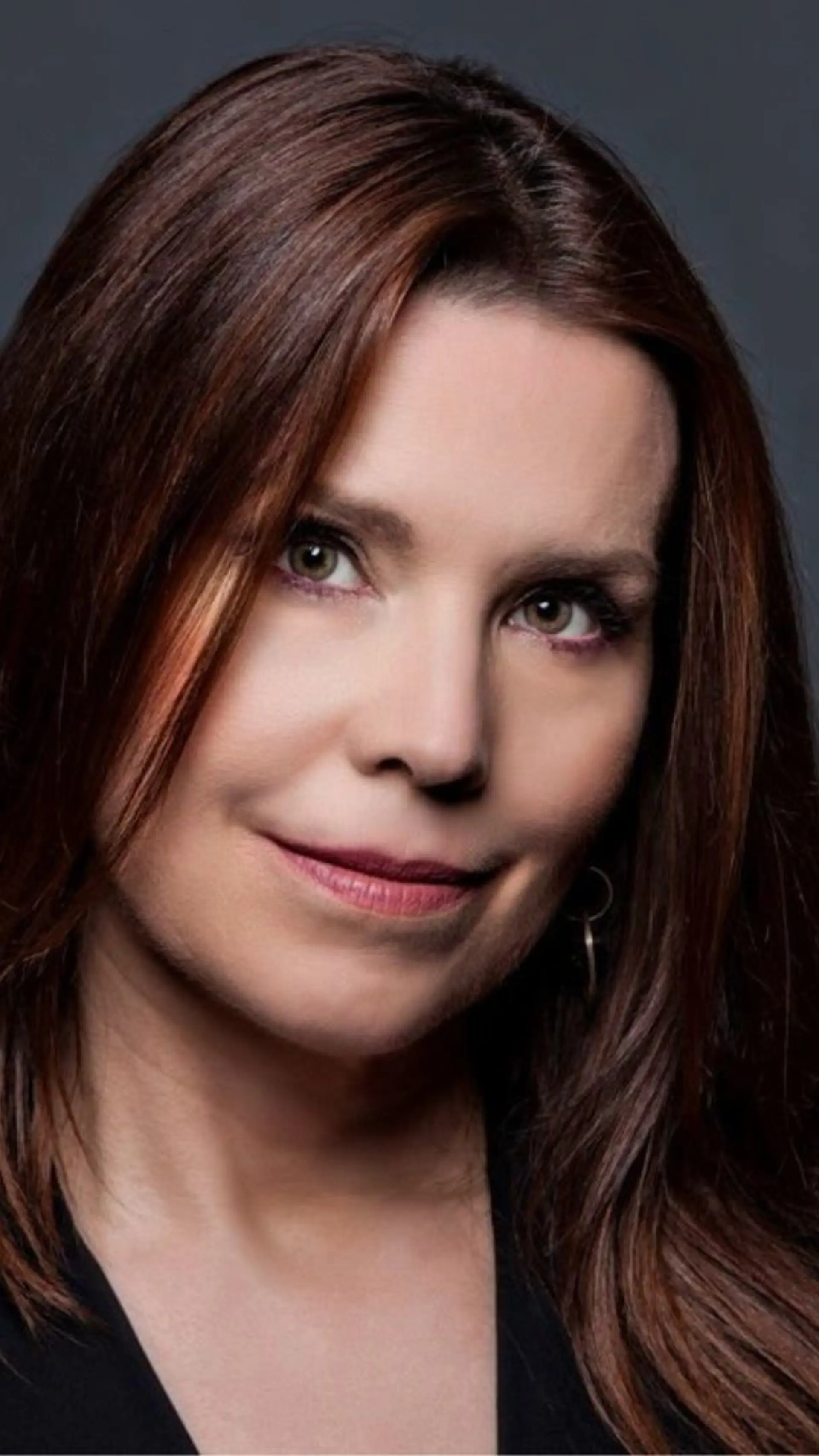 Annie Duke - <p data-start="286" data-end="467">Annie Duke helps leaders make smarter decisions under uncertainty, drawing on psychology, poker, and real-world business experience.</p>