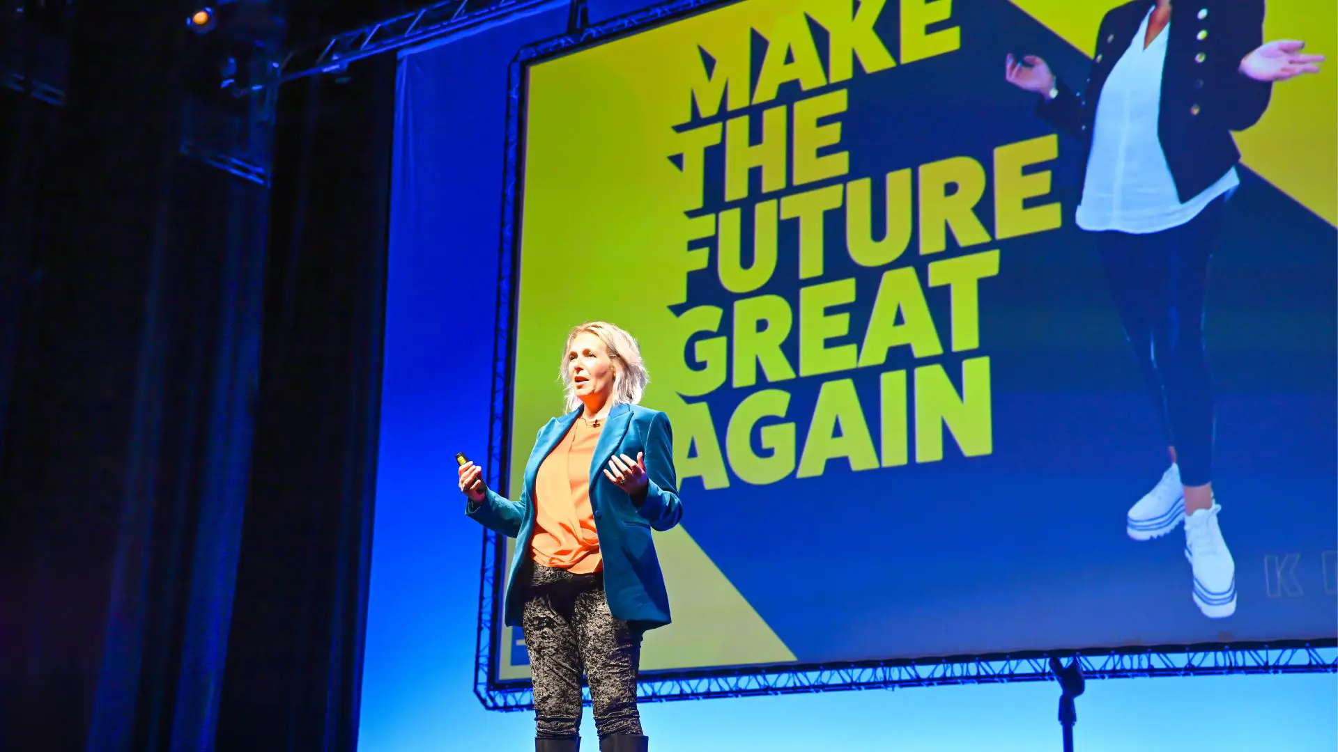 K D Adamson - <p data-start="293" data-end="483">K D Adamson inspires global audiences to rethink value, leadership and the future through sharp insight, bold ideas and no-nonsense delivery.</p>