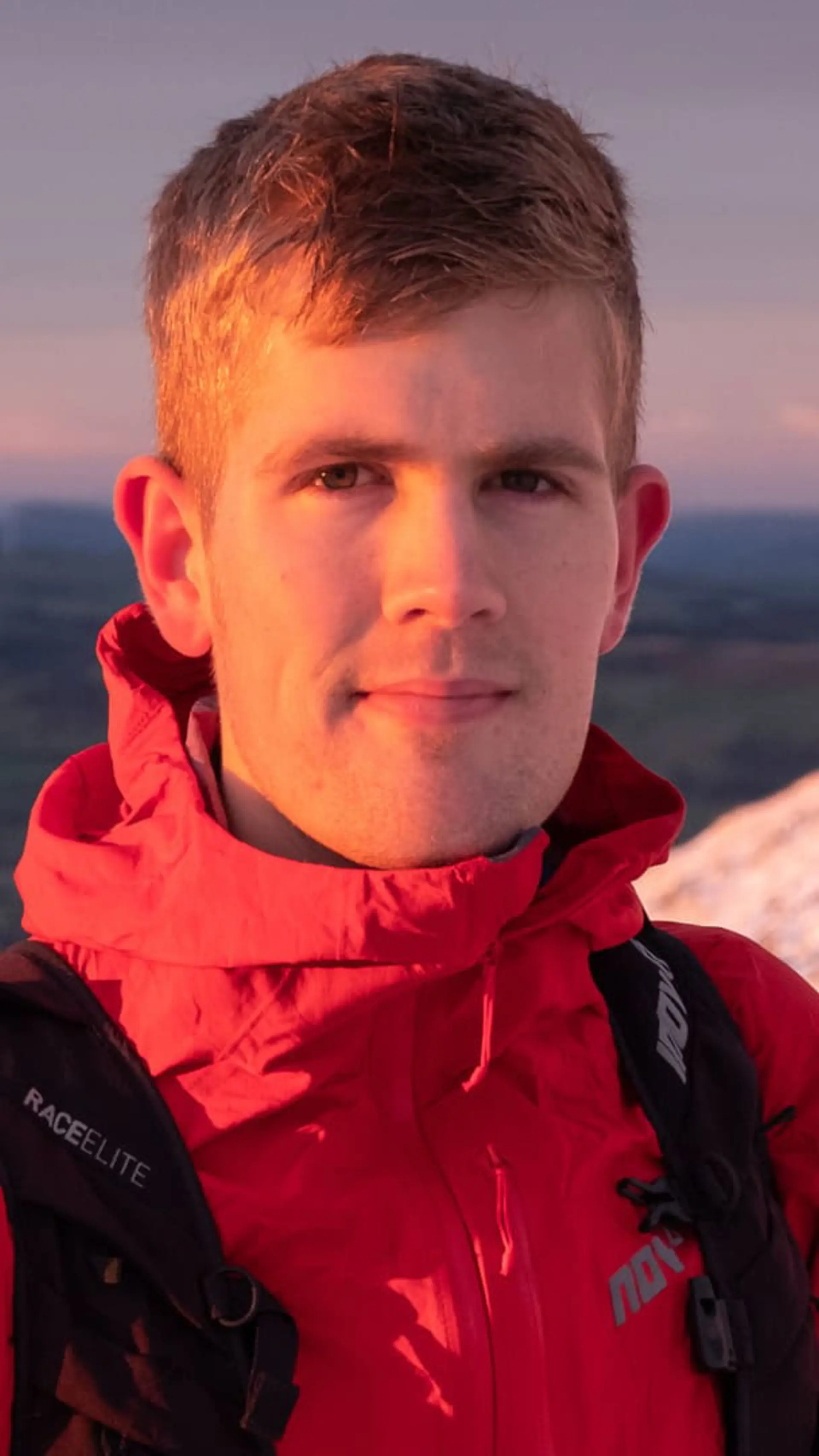 Alex Staniforth - <p data-start="275" data-end="458">Everest survivor and record-breaking adventurer helping teams build resilience, wellbeing and high performance through real-world tools.</p>