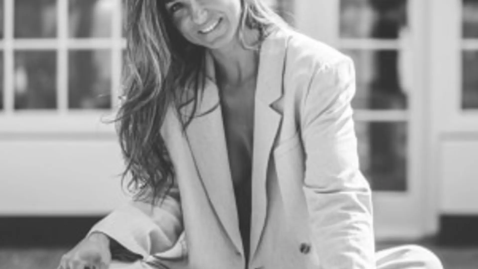Carola Rodrigues - Expert in the field of love, authenticity, and visibility.