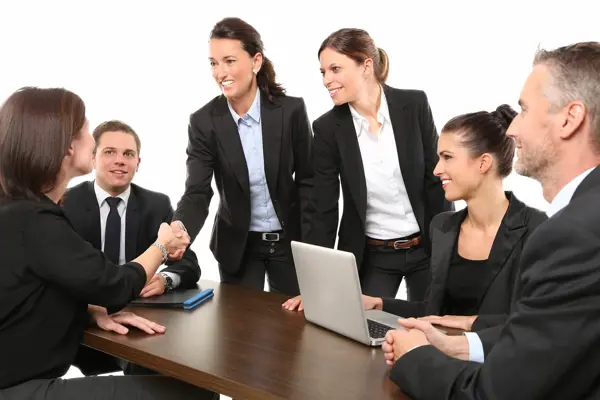Name tags or not – Why it is a good idea to know each other’s names