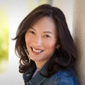 Denise Lee Yohn