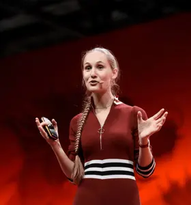 Ashley Dudarenok - A leading expert on China, the world’s most competitive digital business market, who delievers high impact, action oriented content for global businesses.