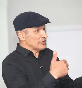 Ergin Özdemir - Ergin Özdemir: Social entrepreneur and diversity advocate empowering organizations to unlock the power of diversity and drive innovation.