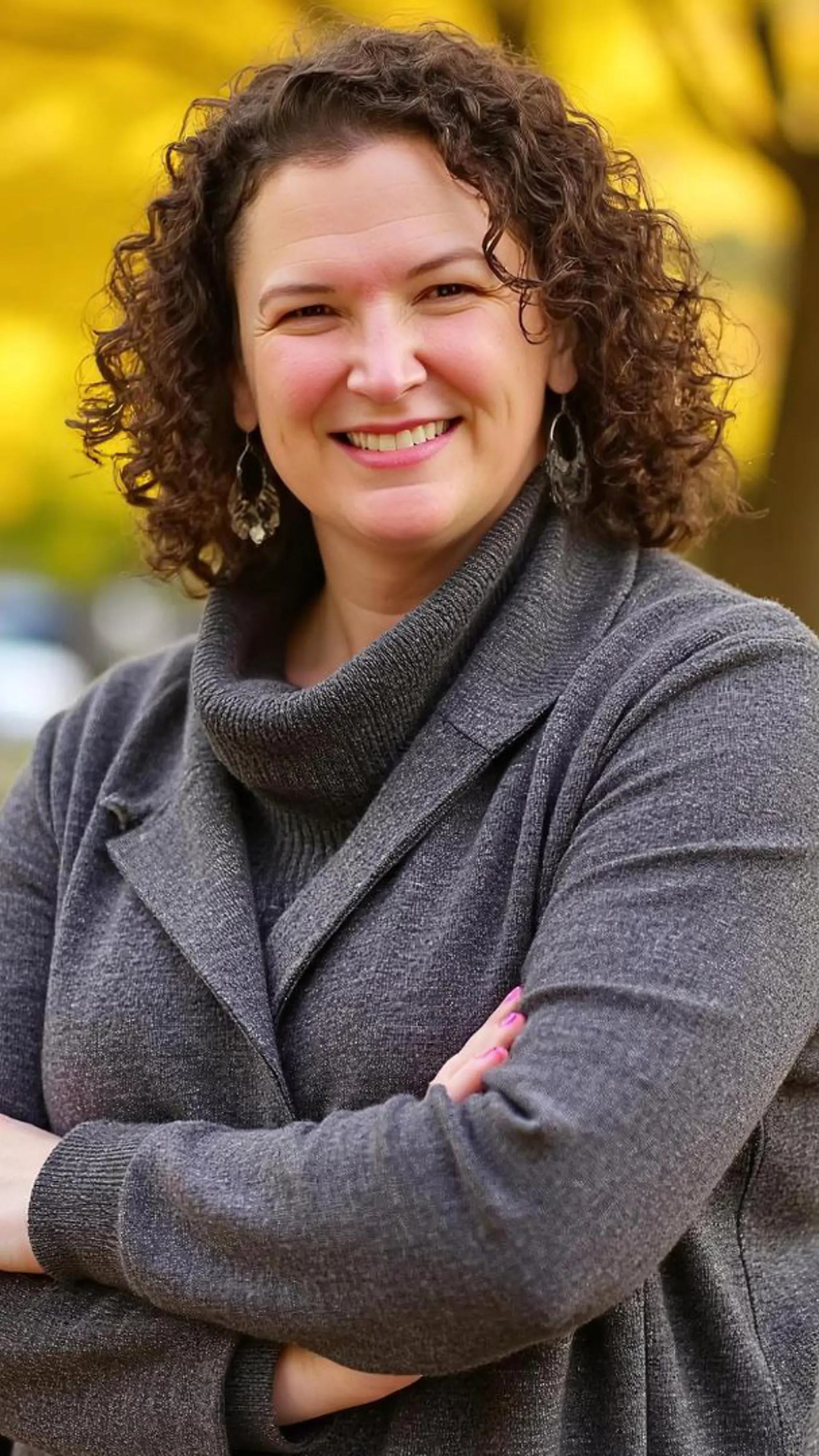 Tenay Benes - <p data-start="299" data-end="489">Tenay Benes helps people and organizations win the war on complex illness through strategy, lived experience, and powerful leadership insights.</p>